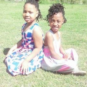 Meet your Posher, Cynthia